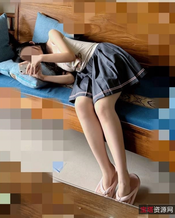 海角妹子小表妹户外互动视频合集10部1.59G，收藏108