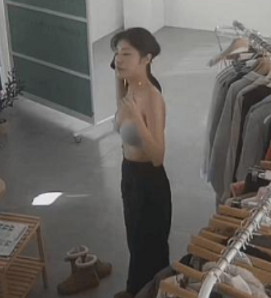 秘拍模特小美换衣拍摄优质2000P1.22GB