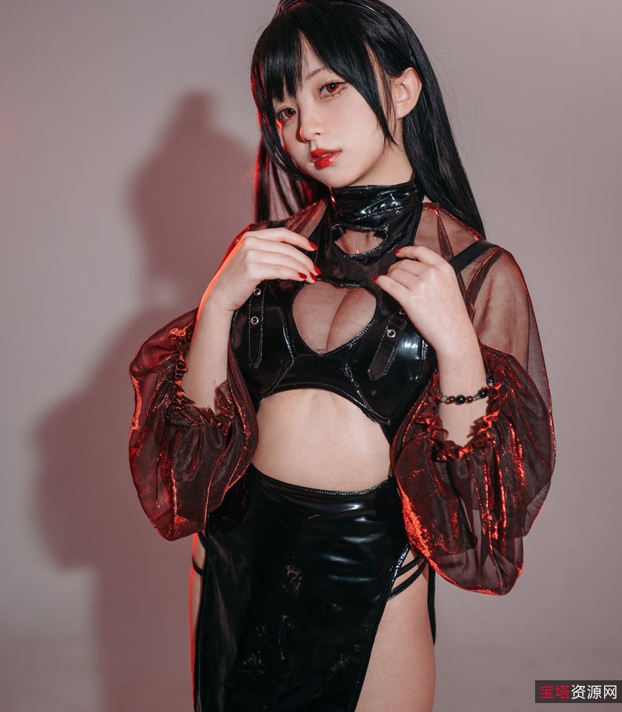 花铃九套绝密cos合集471P2.79G黑江雫珍藏