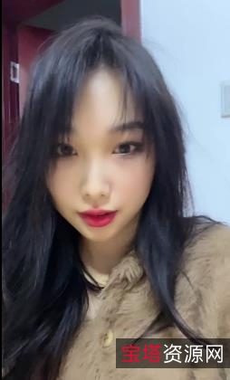 推特小X大王丝足榨汁合集30V10.5G珍藏版