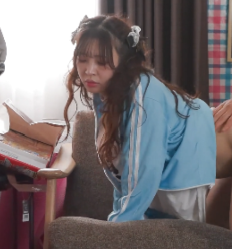 体育馆互动隐秘拍摄合集10部15.3G劲爆实录