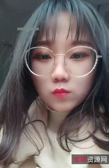 推特四眼小妹公园搭讪合集18部927MB意外收获