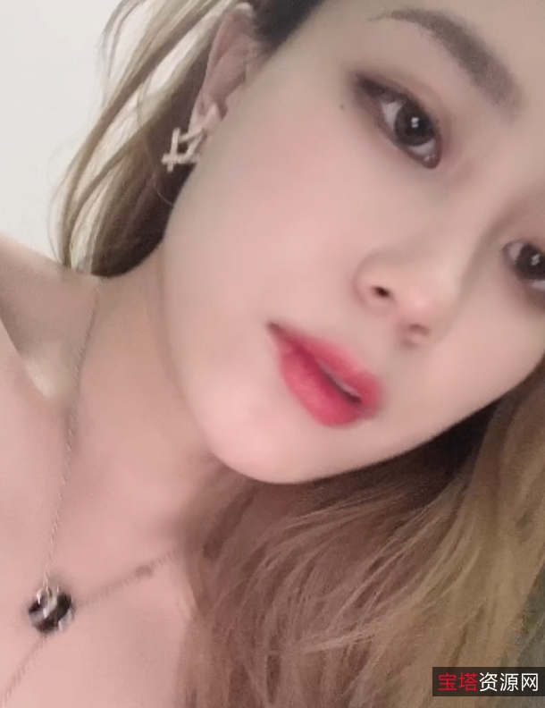 易直播软软超清丝足自娱自乐93部21.5G优质收藏