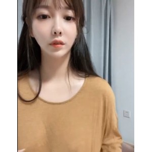 酥柚小奶猫密码房有尺度直播103V3.51G深夜福利版