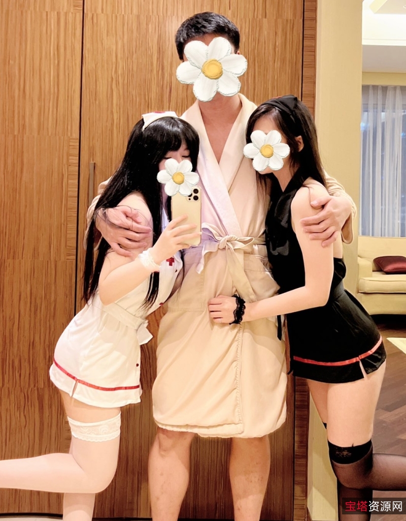 抖音广深玉子闺蜜互动私拍55V85G绝密视角