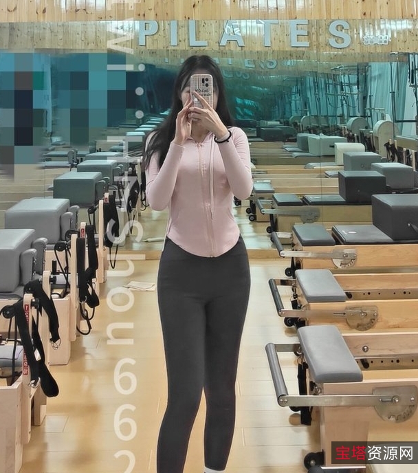 抖音鹤酱双马尾视频71部19.4G纯欲天花板