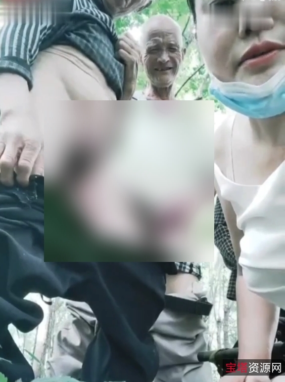 大罩杯少妇户外团建实录1V459m辣眼睛