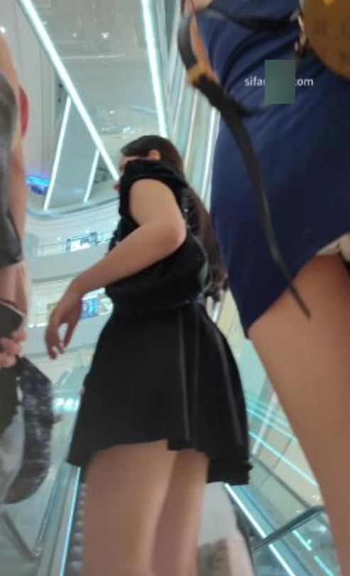 CSCD艾米酱50G热舞合集33部晃眼