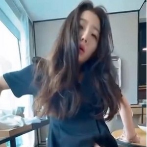 合影片张津瑜8部珍藏版450M曼妙诱人