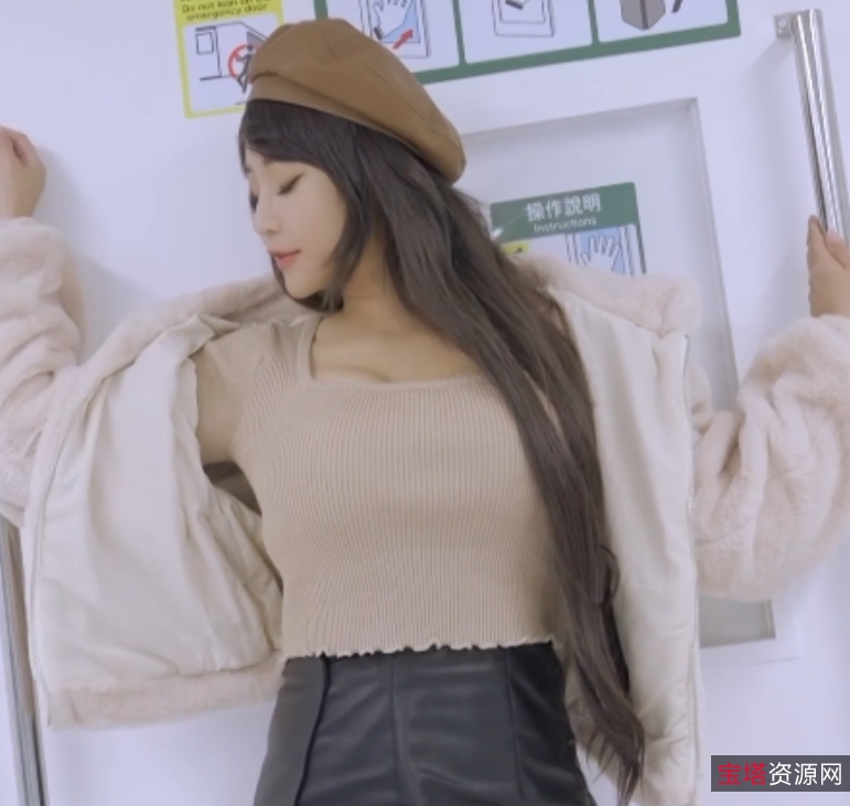 作品界乐乐JVID热辣作品33套11.6G珍藏版