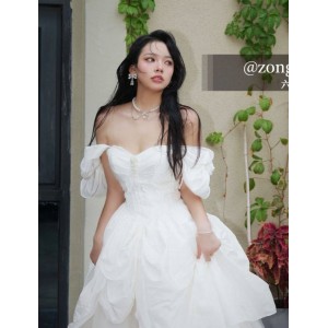 抖音六花反差婊视频137部3.66G绝了