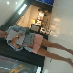 推特丝袜美女高跟鞋鉴定1部221MB太惹火了